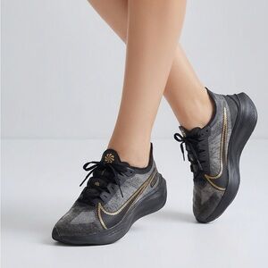 Nike Zoom Gravity GD Metallic Gold Running Sneakers Womens Size 7